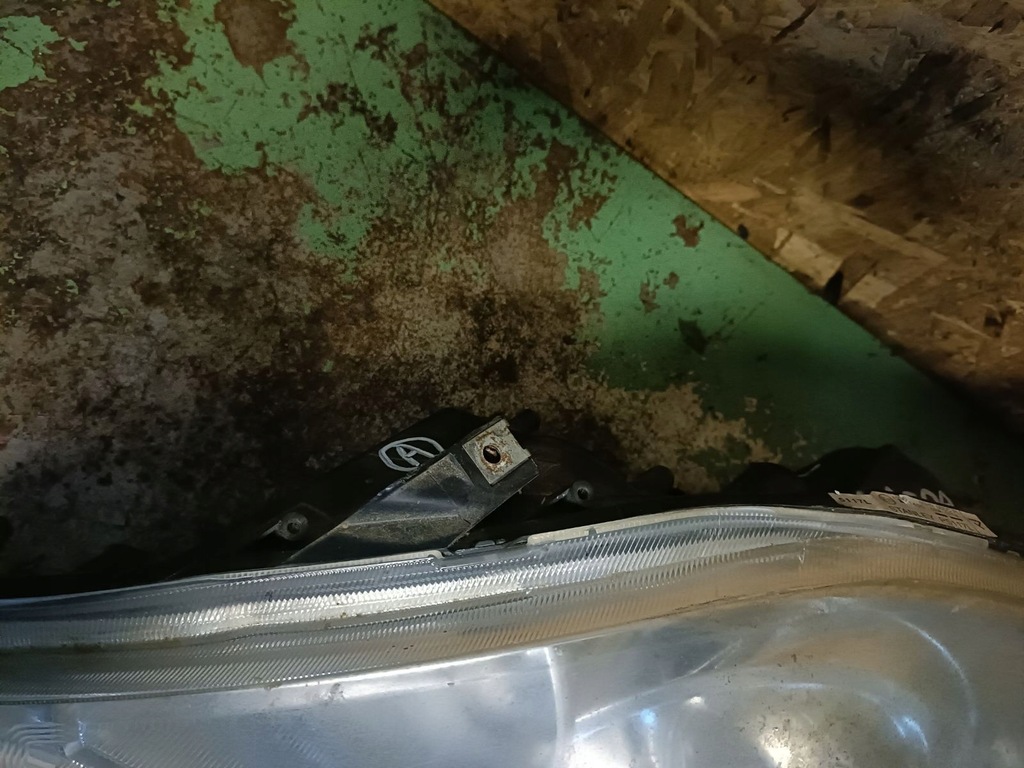 фото №5, Mazda 5 лампа левый перед ксенон