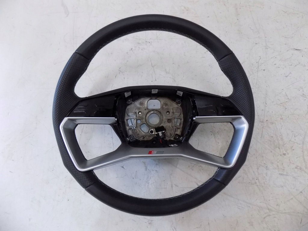 фото №8, Audi q4 e-tron s-line повітропровід шкіра мультифункція 89a419091f