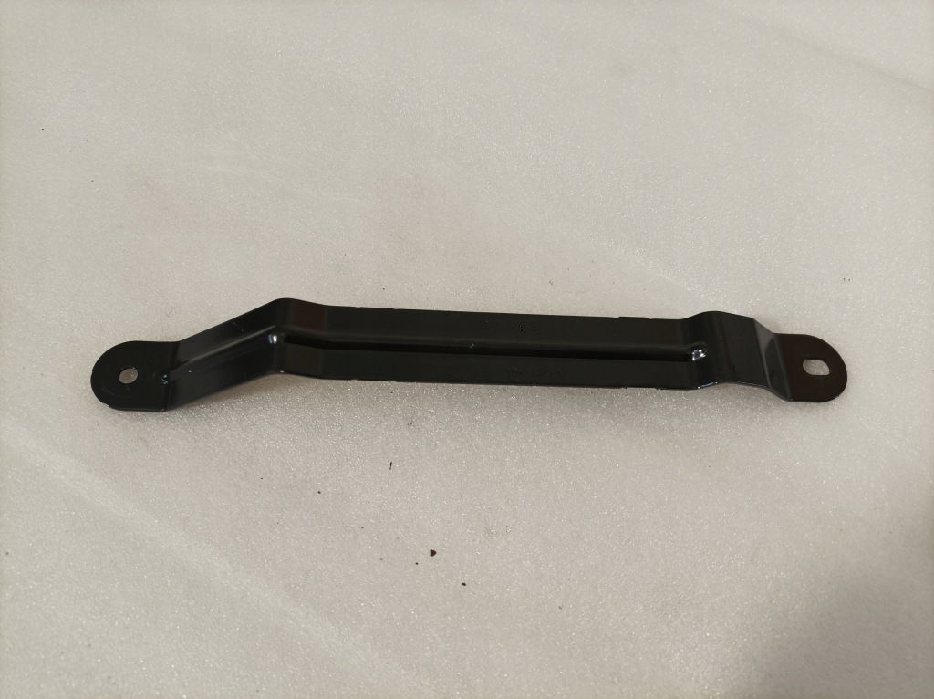 фото №1, Bmw x7 g07 kabłąk кронштейн акумулятора 6819639