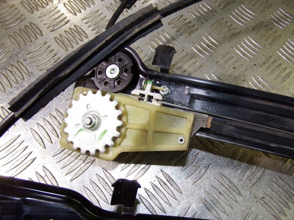 Підйомник механізм скло лівий перед alfa romeo mito в Україні