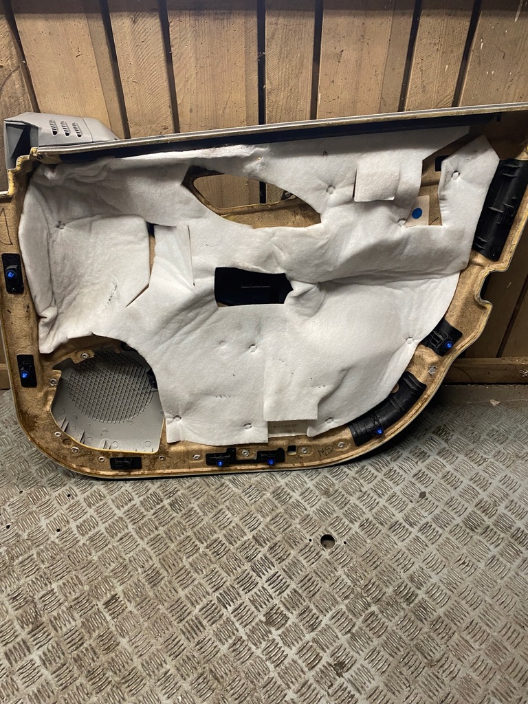 фото №10, Обшивка левый перед водителя mercedes w251 r-klasa