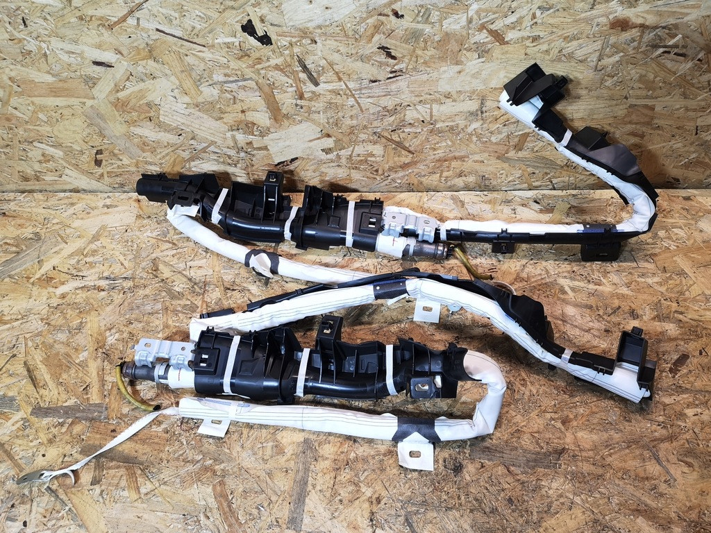 фото №1, Toyota rav 4 v шторка безпеки ліва права