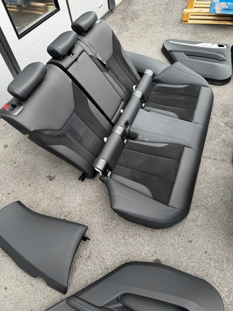 фото №8, Bmw g26 i4 sedan сидіння салон mpakiet повний сидіння оббивка