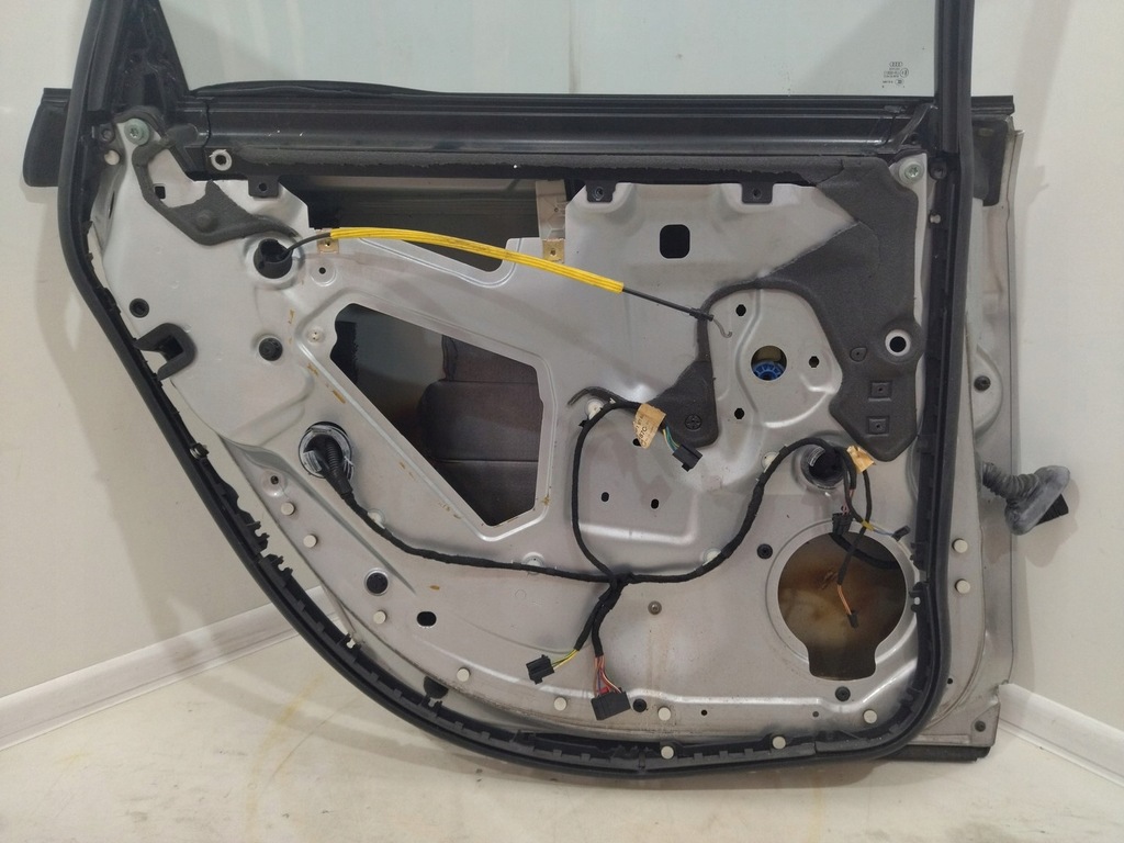 фото №15, Дверь левый задняя задние audi a6 c6 ly7w