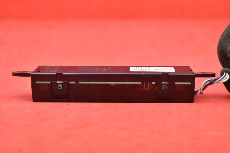 фото №6, Приборная панель часы 258203y500 nissan maxima a33 00-05