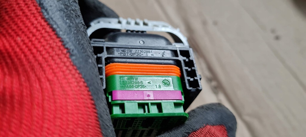 фото №9, S4 b9 8w a4 штекер колодка соединитель двигателя 4.0 tfsi 4m0973056e a5 8w s5