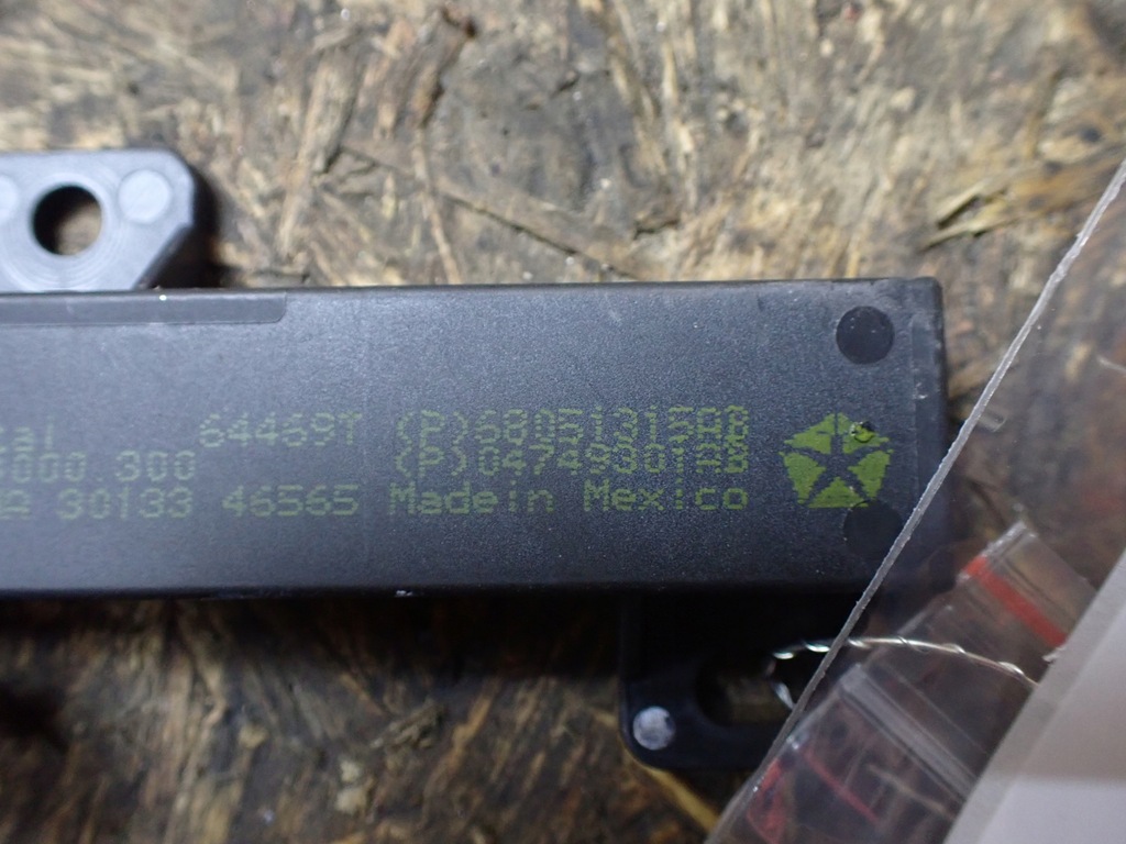 фото №5, Підсилювач антени лівий задня dodge charger ii gen vi 68051315ab 6849