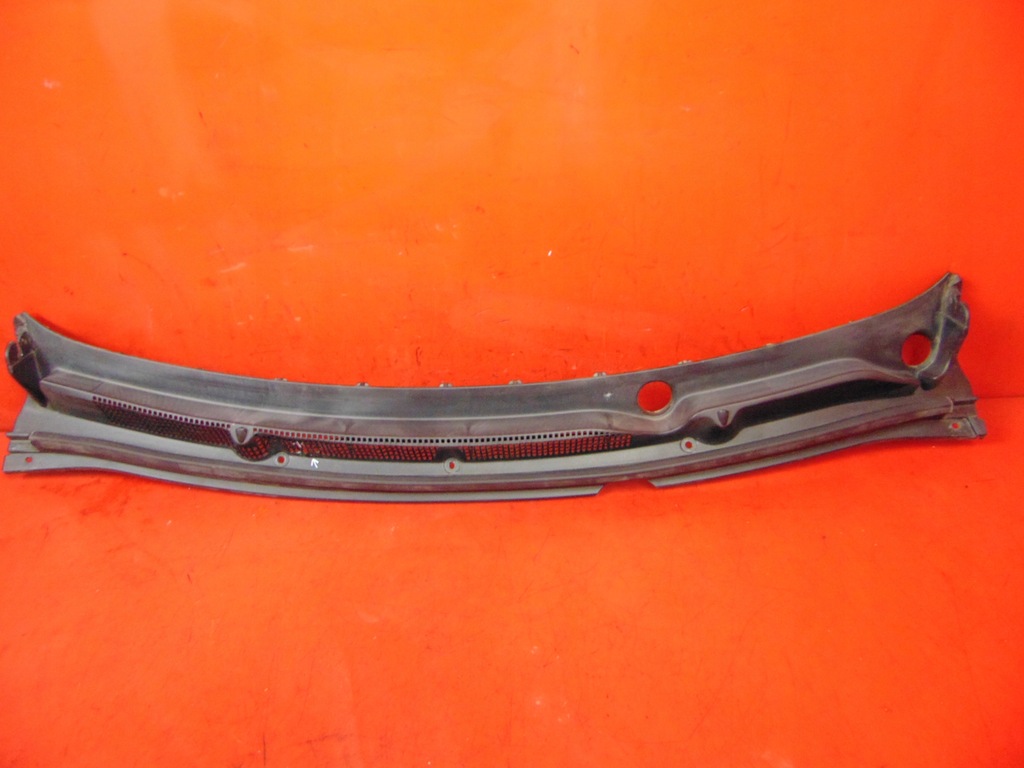 фото №1, Opel karl жабо пластиковий верхній europa