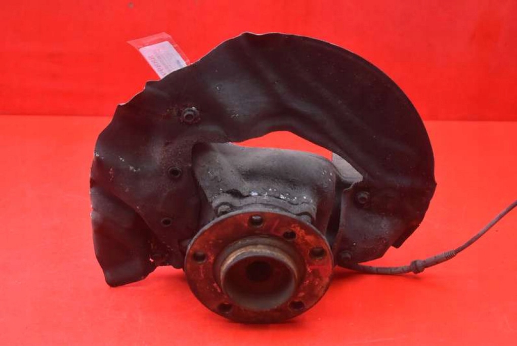 фото №1, Поворотний кулак ступиця ліва перед bmw e65 3.5 v8 272 km 01-05