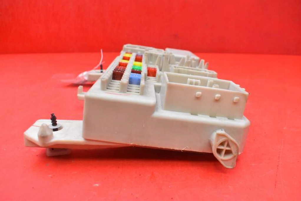 фото №5, Коробка запобіжників bp8f66730h mazda 3 1 i bk 2.0 16v 150 km 03-06