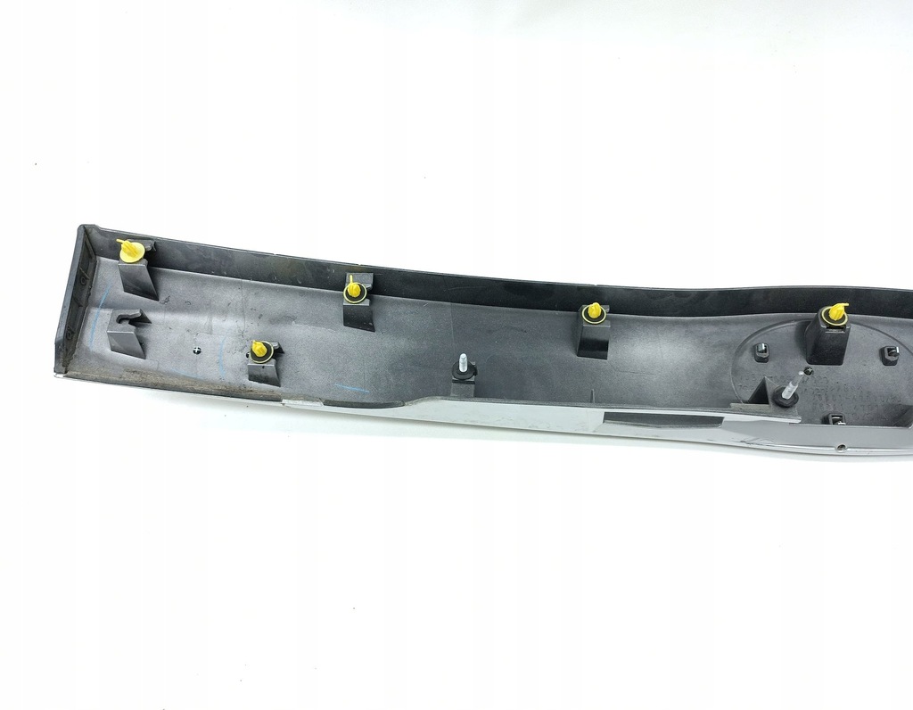 фото №6, Накладка молдинг крышки багажника toyota prius iii 76801-47070