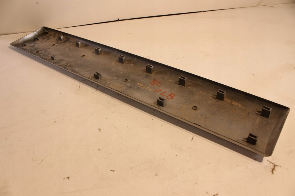 фото №10, Молдинг левый bok крыла trafic ii vivaro