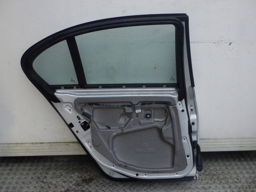 фото №6, Bmw e60 дверь левый задняя задние