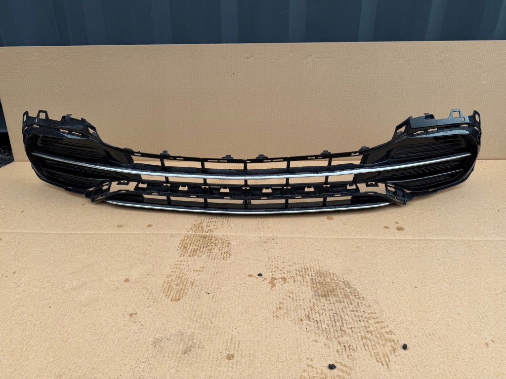 фото №1, Решітка dolan решітка радіатора хром mercedes eqs v297 2021 оригінал