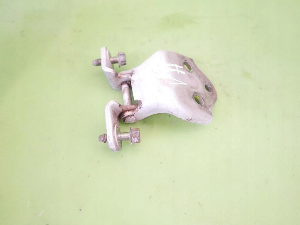 фото №4, Петля двері перед лівий dół nw hyundai h1 i 00-02