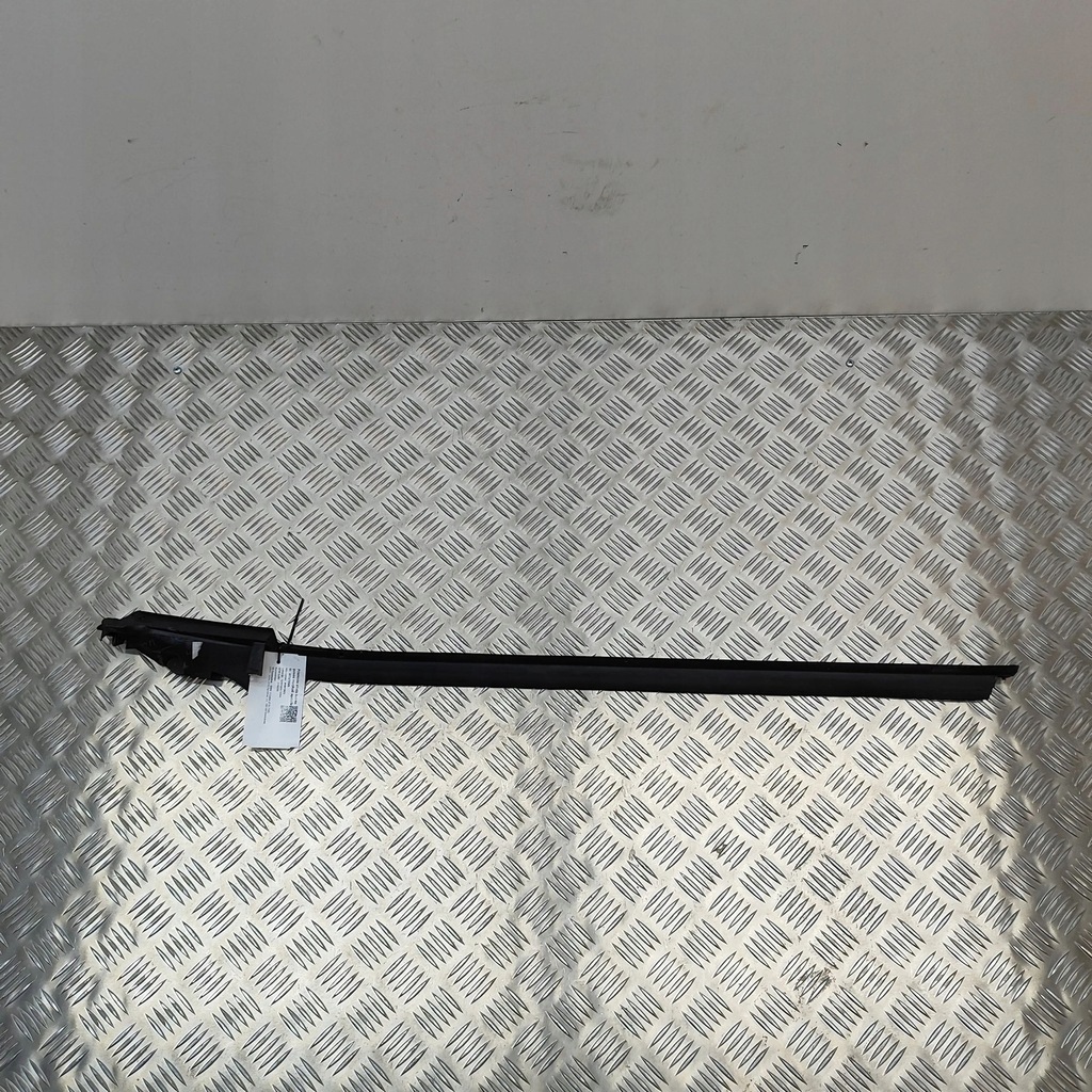 фото №5, Bmw 4 f32 f33 2016 левая сторона молдинг стекло лобовое / передней