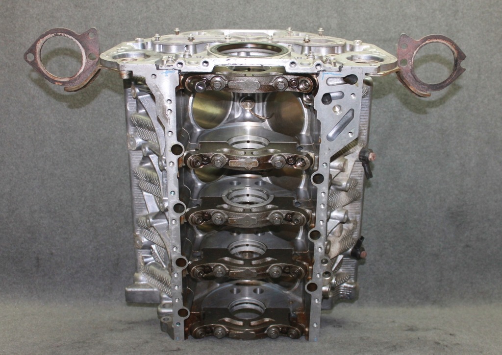 фото №8, Bmw f01 f06 f07 f10 e70 e71 - 5.0i n63b44a 408km - блок двигуна - номінал