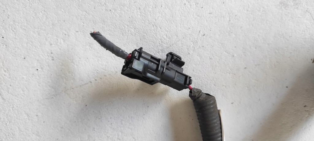 фото №6, Mazda 6 gl 2.5 бензин автоматическая коробка передач термостат корпус pyfd1516z 2019 rok