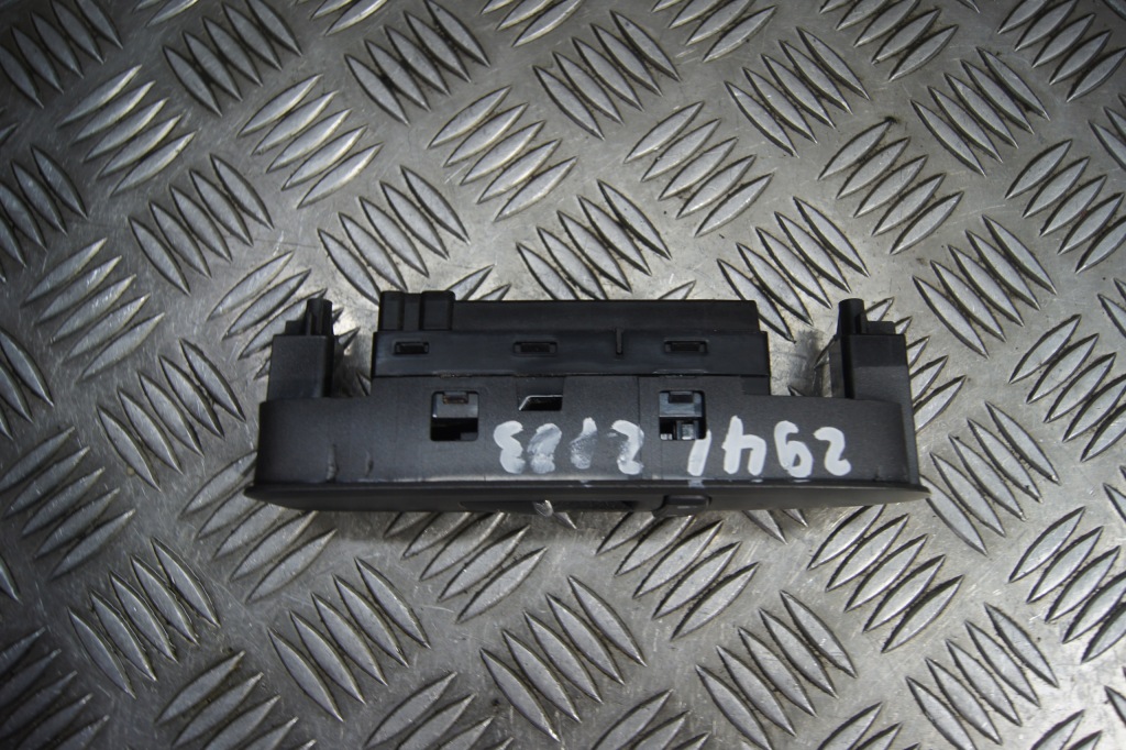 фото №4, Переключатель стекло infiniti q50