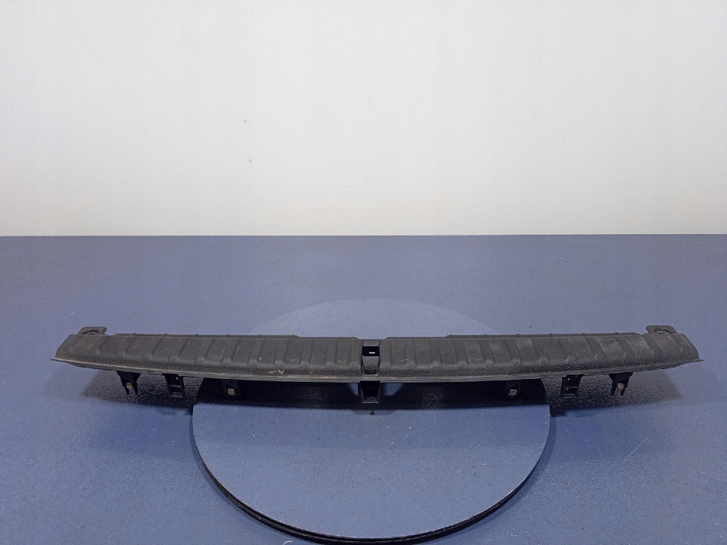 Купить Bmw ix i20 накладка пластиковая порог багажника 7948309