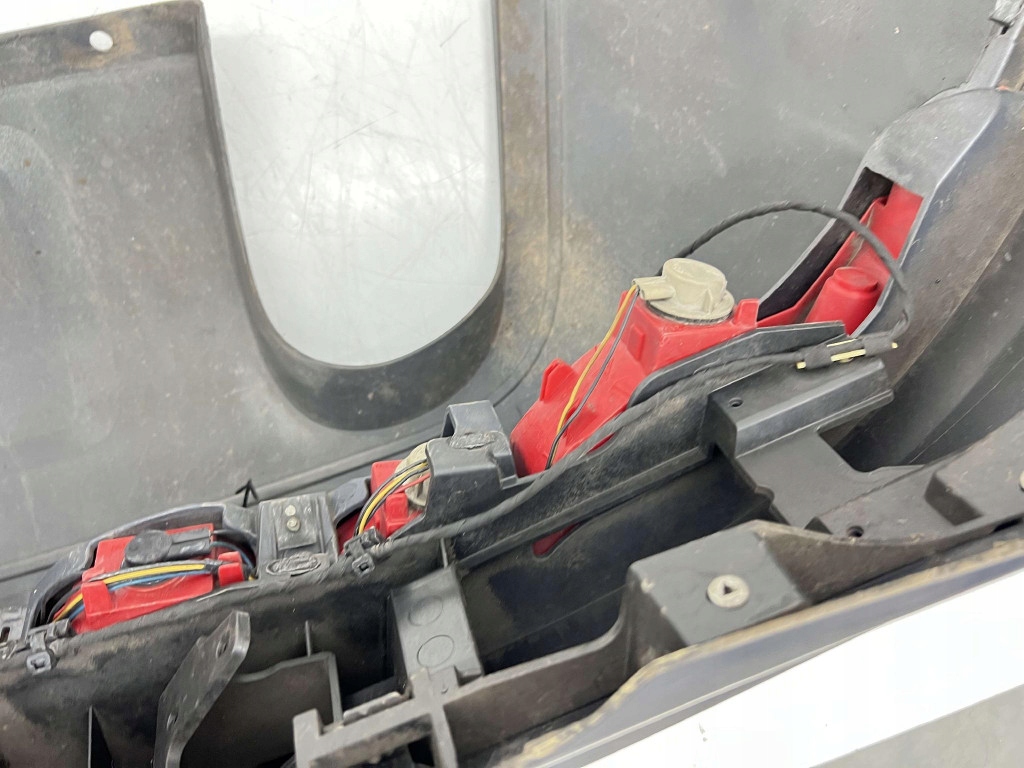 Audi q7 4l бампер задній задній комплект pdc lz7l Ціна