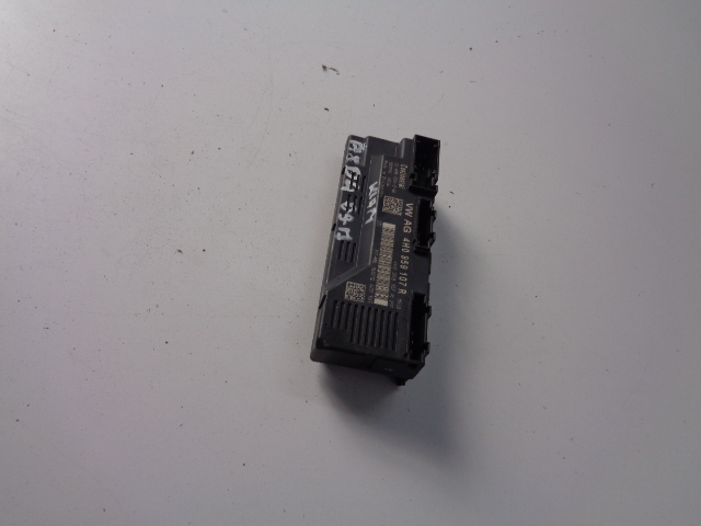 фото №1, Модуль доводчик крышки задняя audi a8 d4 2009-2017