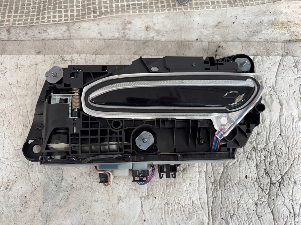 фото №1, Mercedes eqs w297 ручка левая передняя