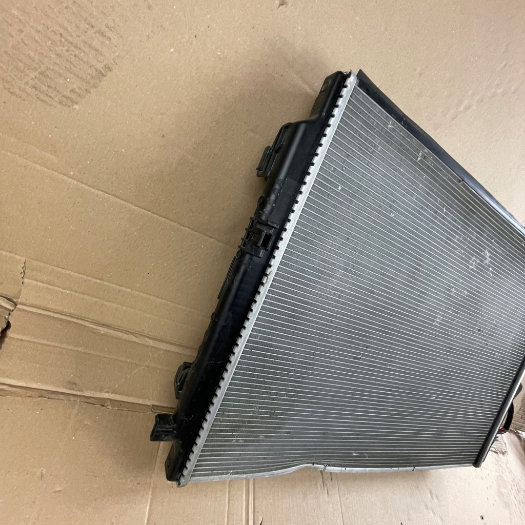 Vw skoda audi радиатор воды 2q0121253m вентилятор 2q0959455j Киев