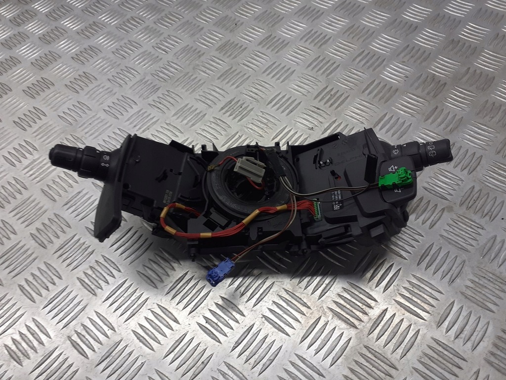 фото №1, Подрулевой переключатель света renault modus 8201590631