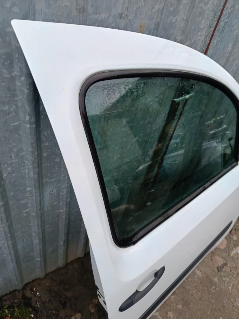 Дверь правое передние перед renault kangoo ii iii 2008-2021 белый Доставка