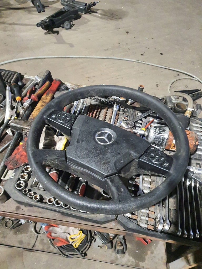 фото №1, Mercedes actros mp4 воздуховод