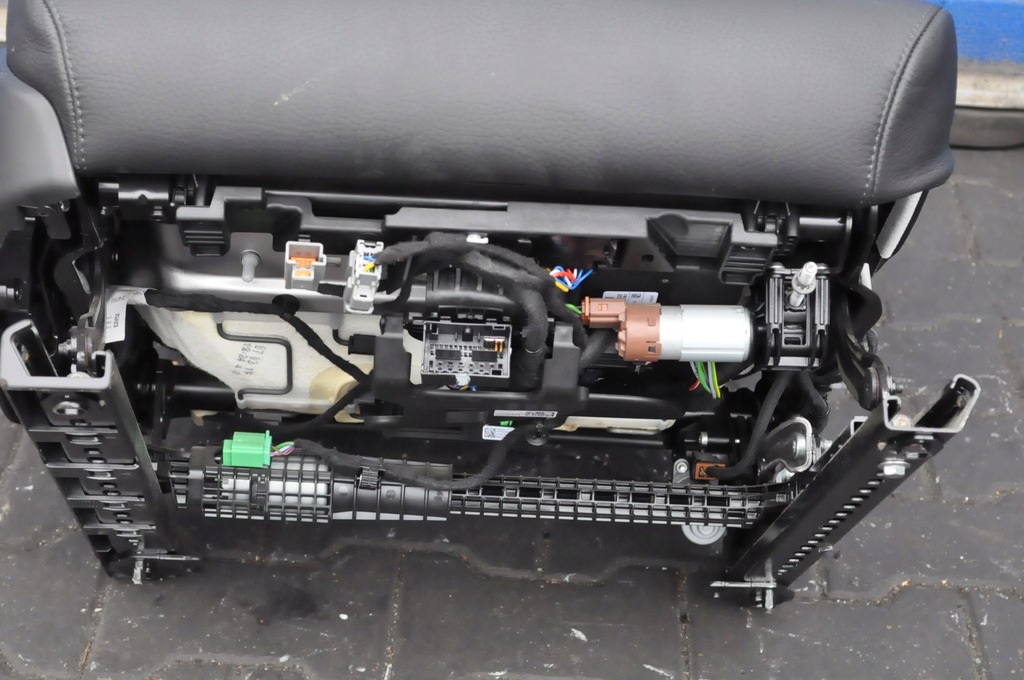 фото №10, Volvo s60 iii v60 ii s90 v90 xc60xc90 ii сиденье пассажира кожа с подогревом elekt