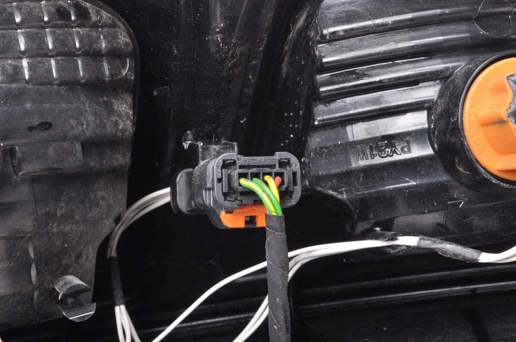 фото №7, Citroen c3 picasso lift лампа правая задняя правый задняя 89089253