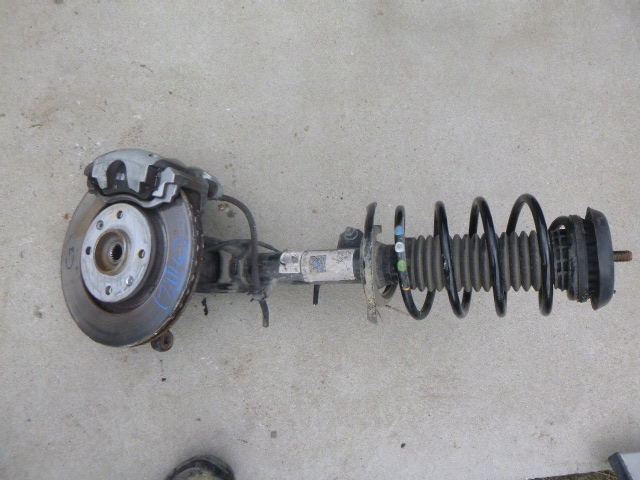 Купити Амортизаторна стійка поворотний кулак ліва citroen iii 1.2 thp p54