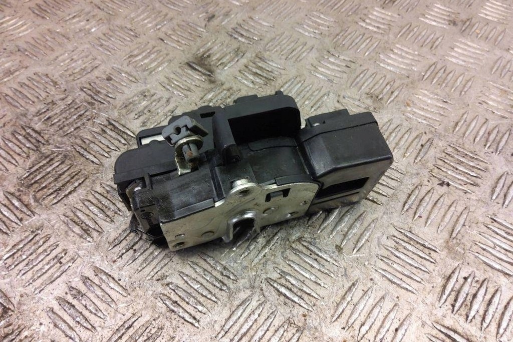 фото №7, Замок левых передних дверь chevrolet captiva c100, c140 a081876 2.23l