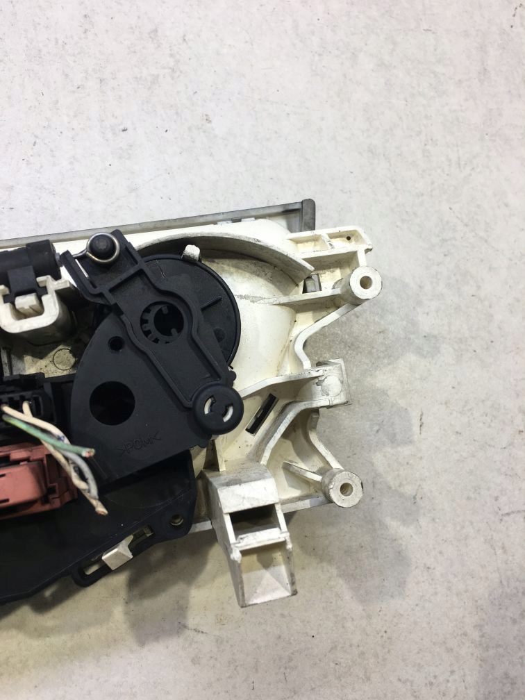 фото №7, Панель обдув кондиционера c5 i 2.0 hdi 69392200