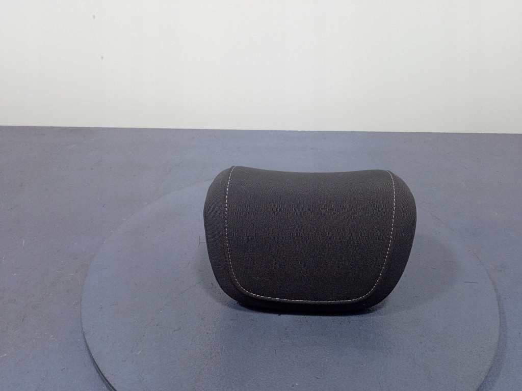 фото №1, Vw passat b8 sedan подголовник средний задняя