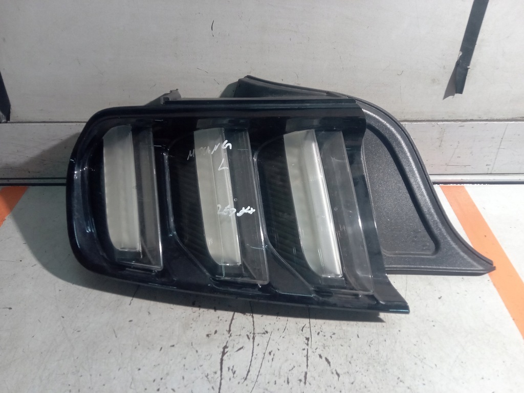 фото №1, Ford mustang vi лампа ліва задня задня europa