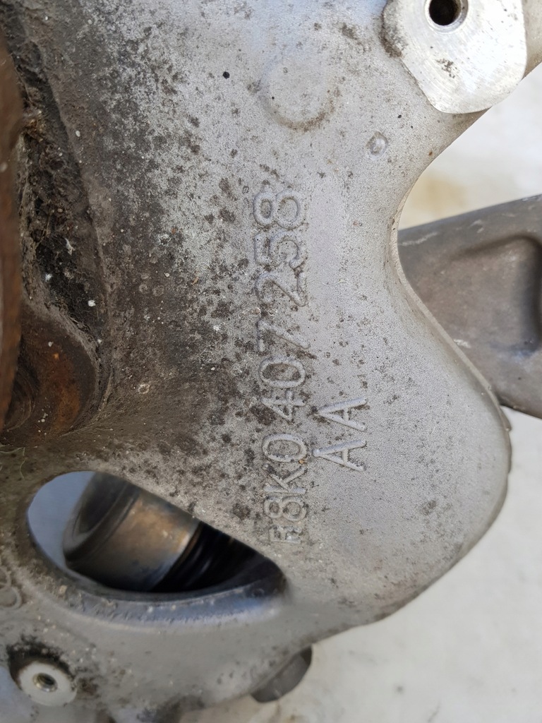 фото №8, Поворотный кулак рычаг правая audi a5 lift 2.0 tdi