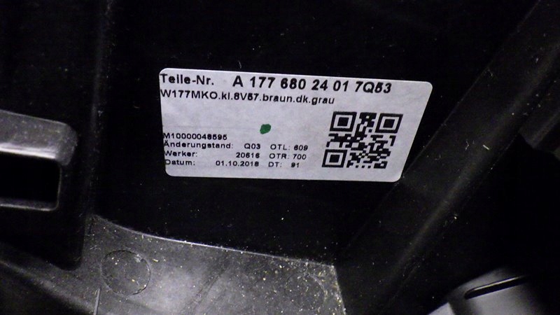 фото №8, Туннель средний подлокотник mercedes a-klasa w177