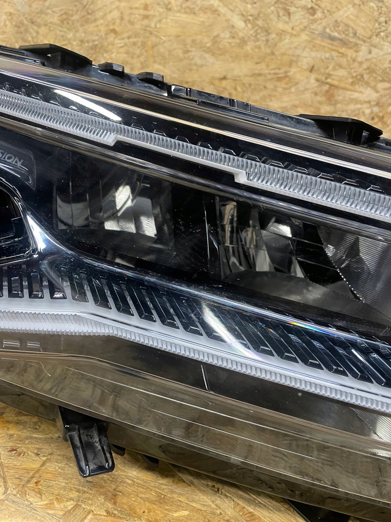 фото №14, Citroen c5 aircross лампа правый перед eu комплектная bdb 9845355980 22+