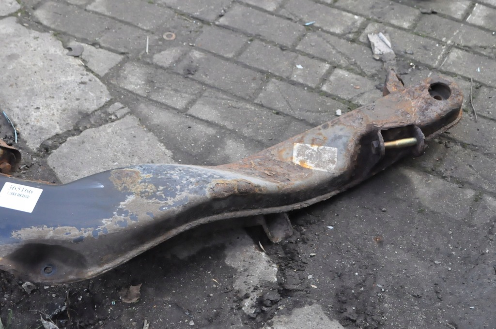 Mercedes w123 230e sedan 2.3 8v 136km балка подрамник подвеска задний с Разборки