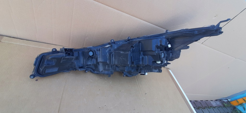 фото №13, Лампа перед права toyota corolla e21 full led