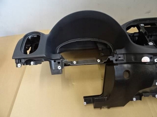 фото №10, Панель приладів консоль панель приладів vw golf v plus nr72