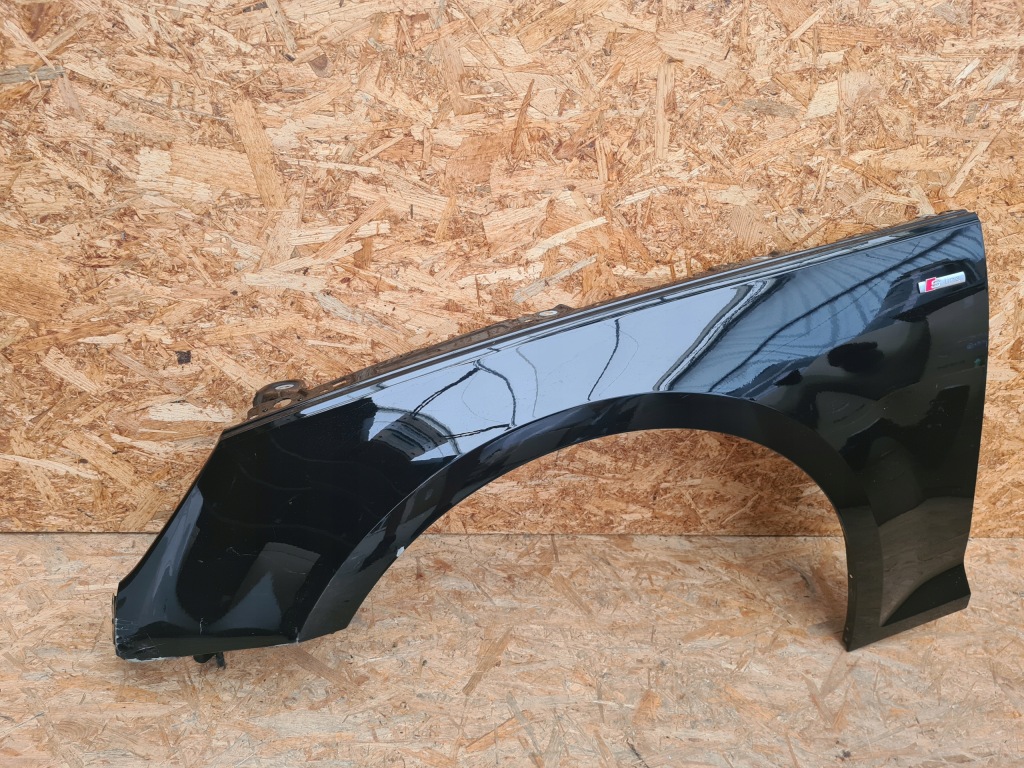 фото №1, Крила лівий передній перед audi a4 b9 8w0