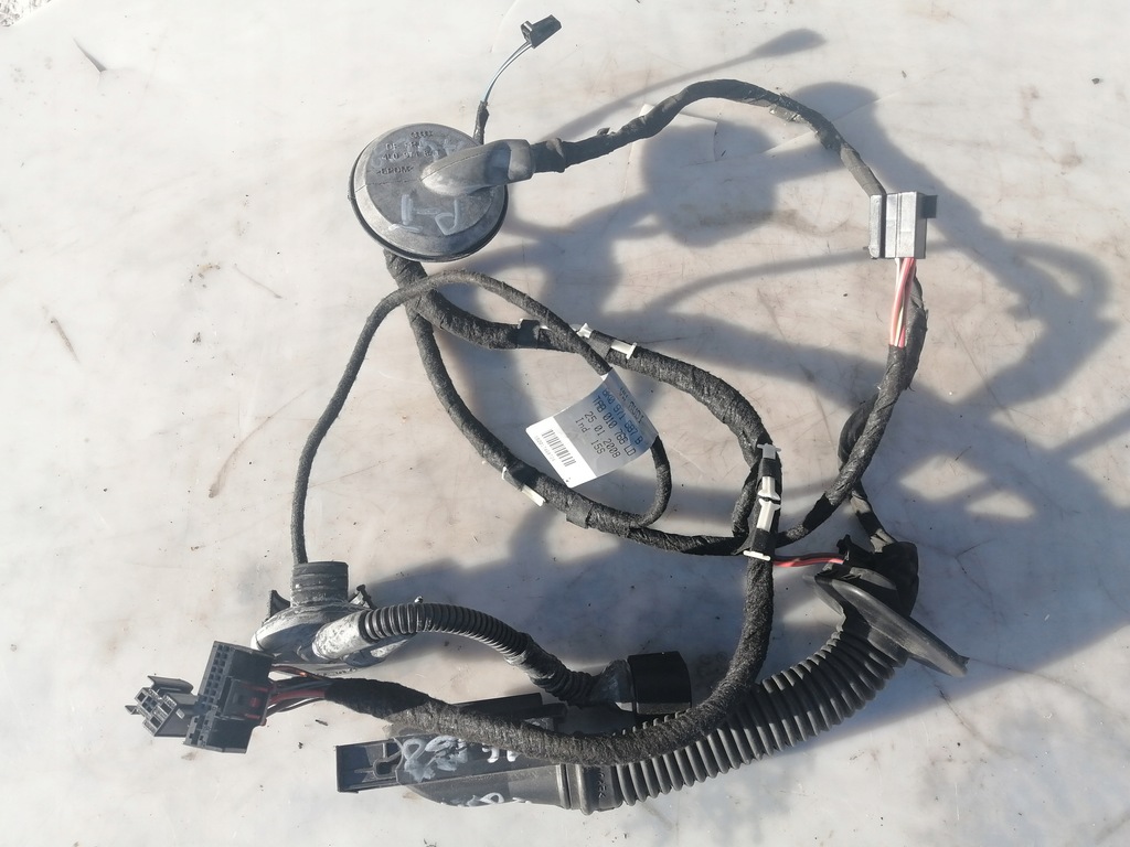 фото №1, Жгут дверь audi оригинальный номер 8k0971687b