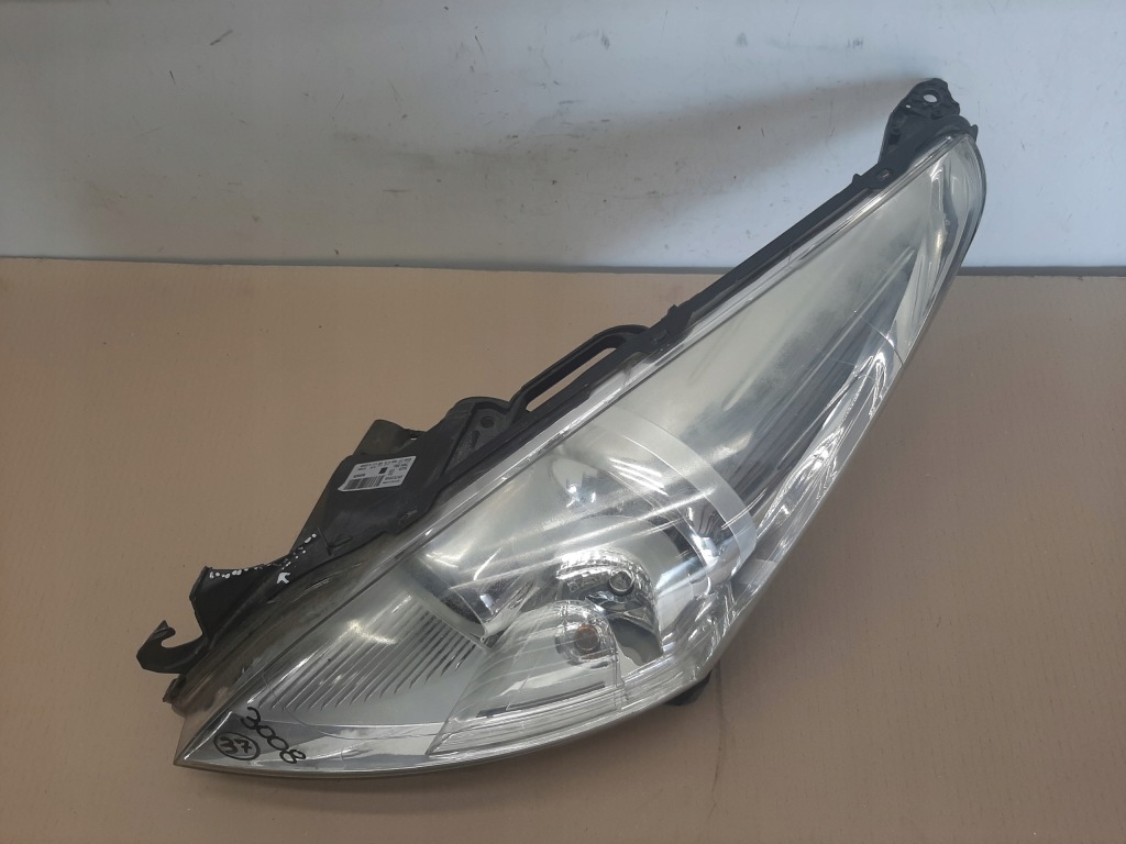 фото №9, Лампа перед передняя левая peugeot 3008 i lata 2009-2016 angielska