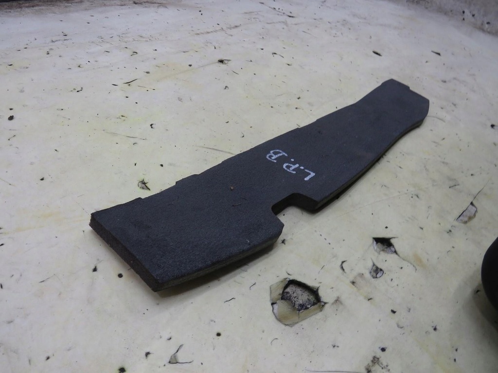 фото №6, Шумоизоляция крыла левый перед jaguar xe x760 gx73-16114-ac