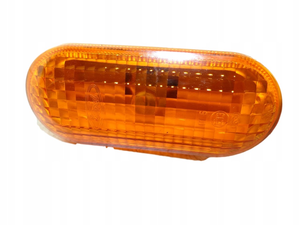 фото №1, Поворотник крила ford fiesta 0630