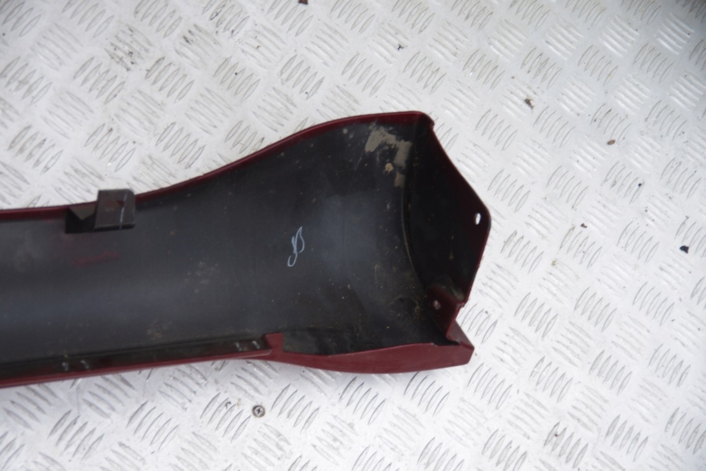 Молдинг порог правая jeep grand cherokee wk2 srt рестайлинг  2016- srt-8 nrv prv Оригинал